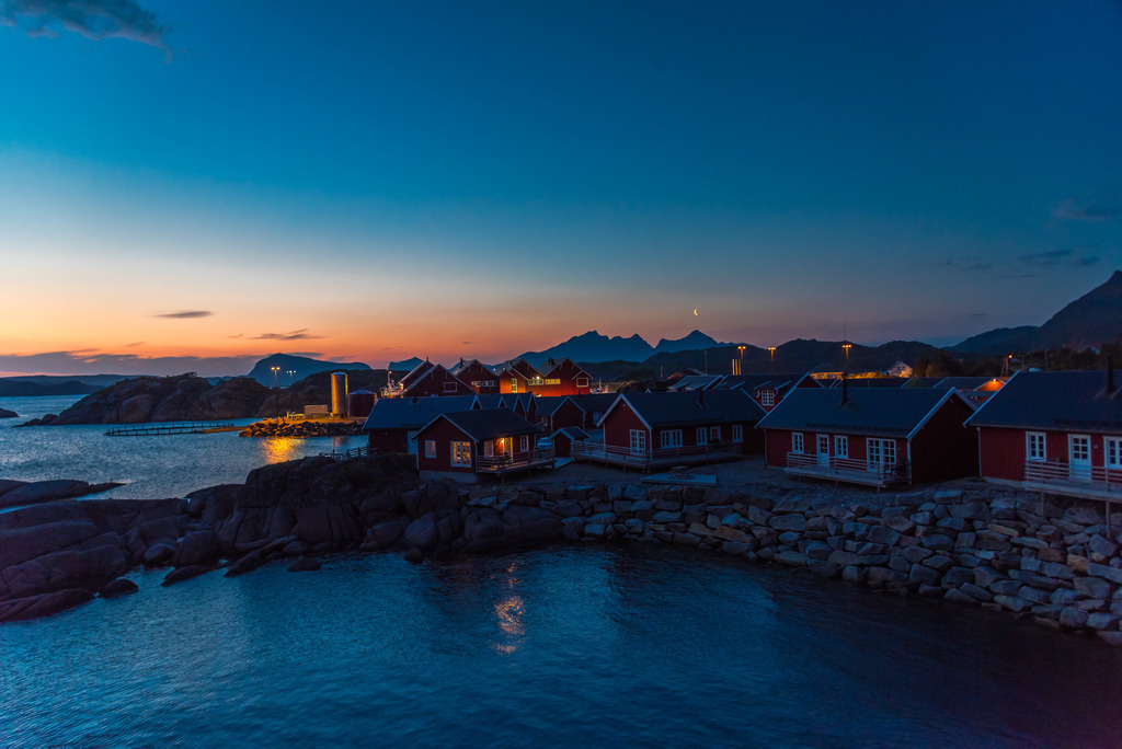 lofoten_tag01-63 | <div id="allefotografen-seal-verified-green"></div><script src="https://www.allefotografen.de/956728/seal-verified-green/seal.js" async="async"></script> - Realisiert mit Pictrs.com
