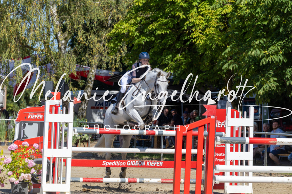 7I8A3150 | melanie-engelhardt-photography - Realisiert mit Pictrs.com