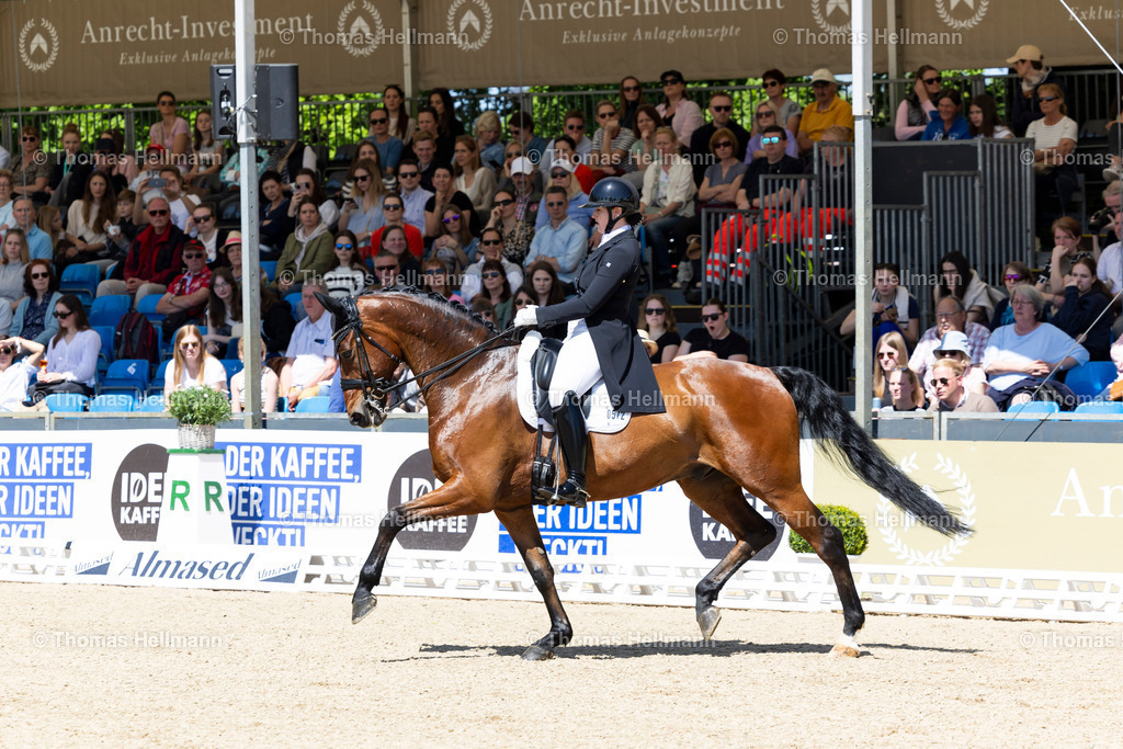 TH_572-OTTMAR Leonie (GER)_ Don Horatio_17717 | Deutsches Spring- und Dressur-Derby 2024 am 11.05.24 in Hamburg, 572OTTMAR Leonie (GER), Don Horatio