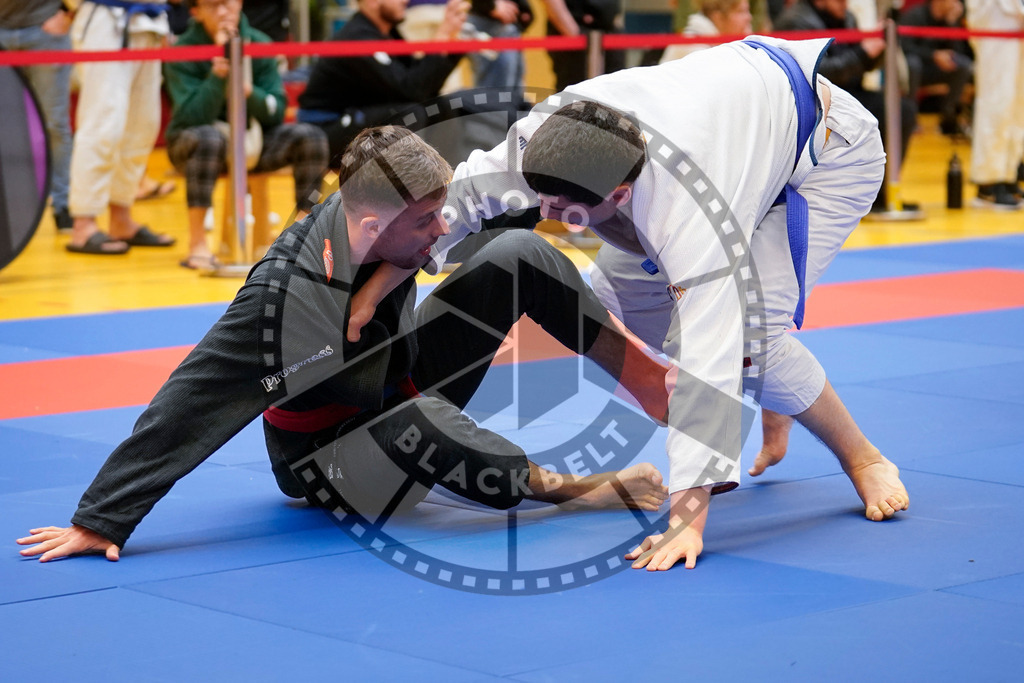 20240203PBB07636 | Fighters compete during the Brazilian Jiu-Jitsu Championship of the AJP Tour in Maintal by Frankfurt am Main, Germany, on February 2, 2024.