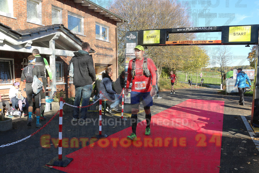 221113_1307_EX1_9485 | Sportfotografie im Rhein-Sieg Kreis, Köln, Bonn, NRW, Rheinland Pfalz, Hessen, etc. Unser Tätigkeitsfeld umfasst den Laufsport vom Volkslauf über den Marathon, Duathlon, Triathon bis zum Ultralauf wie Kölnpfad Ultra oder Schindertrail.