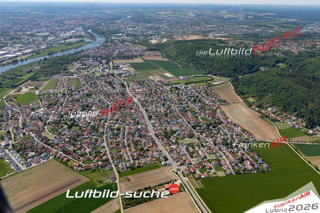 Das Luftbild der Stadt Tegernheim wurde 2021 vom Flugzeug heraus erstellt (keine Drohne) Aufnahmehöhe ca.450 Meter- hohe Bildauflösung und Druck-Qualität garantiert!