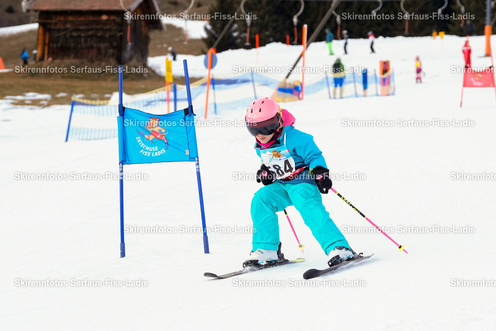 SRF_02.01.2026_1018 | Skirennfotos,Serfaus,Fiss,Ladis,Kinderskirennen,Winter,Tirol,Oberland,skirace,SFL,feelfree,weil wir's genießen,ski,Ski,skifahren,Sonnenplateau, - Realisiert mit Pictrs.com