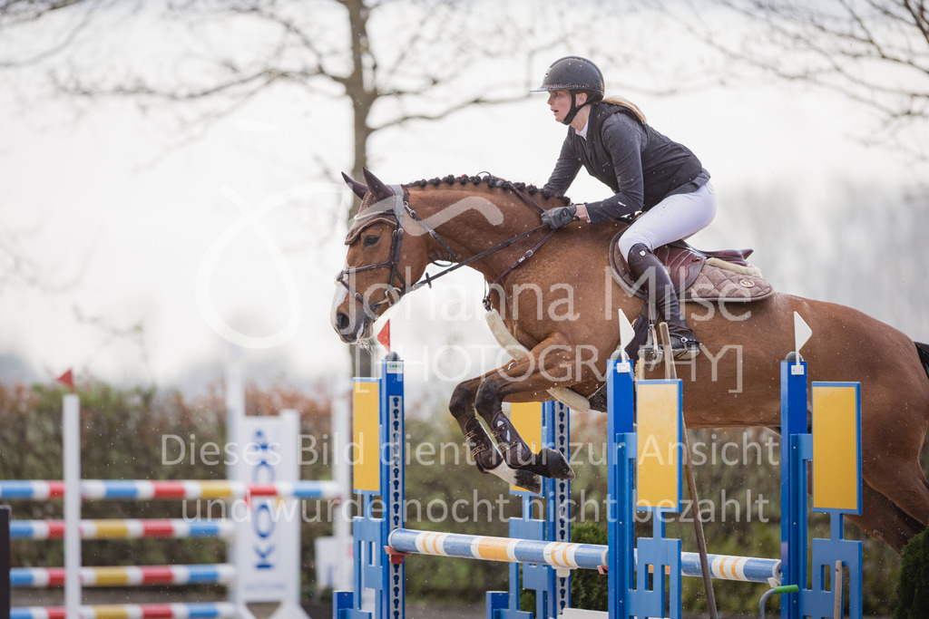 230426_HofSosath_SprPf-L-g-709 | Deine schönsten Turniermomente als professionelle Fotos! Entdecke hochwertige Pferdesport-Fotografie im Online-Shop. Jetzt Fotos finden & bestellen!