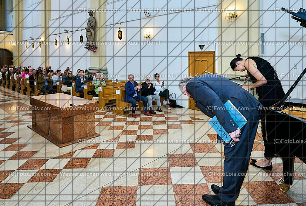 ALP1726_XXXIX-Chopin-Festival_MATINEE_Imayakova-WagnerArtzt | (C)FotoLois.com, Alois Spandl, XXXIX. internationales CHOPIN-Festival in der Kartause Gaming, MATINEE in der Kartausenkirche mit Yves Henry (Klavier,F), Zarina Imayakova (Violine, Kasachstan), Manfred Wagner-Artzt (Klavier, A), Janusz Olejniczak (Klavier, PL), So 6. August 2023.