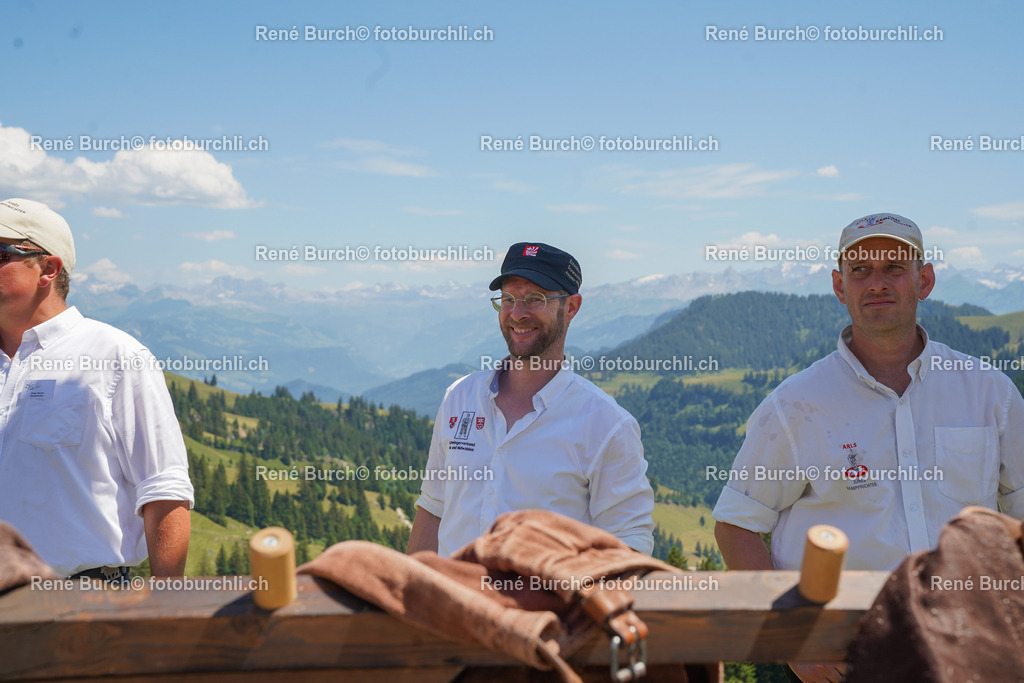 DSC00643 | René Burch leidenschaftlicher Fotograf aus Kerns in Obwalden.  Hier finden sie Sport, Landschaft und Natur Fotografie.
 - Realisiert mit Pictrs.com
