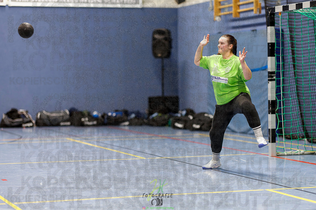 Frauen 2. Bezirksklasse; SG Rechtenbach - HSG Linden II | Frauen 2. Bezirksklasse; SG Rechtenbach - HSG Linden II am 16.11.2025 in Rechtenbach (Sporthalle Rechtenbach)Photo © 2025 - Jörg Heinrich - Realisiert mit Pictrs.com