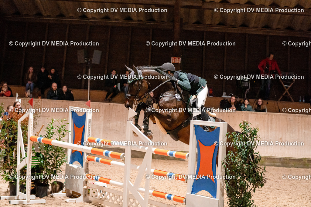 Springen Tag 1-921 | dv-media-shop - Realisiert mit Pictrs.com