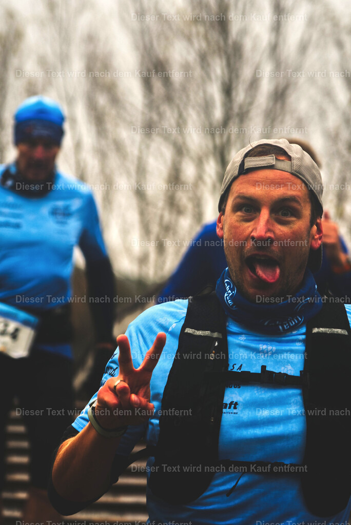 cineathletes-huegelland-2025-11-09-11-30-34 | Sportfotografie rund um Obstacle Course Racing und Trail Run - Realisiert mit Pictrs.com