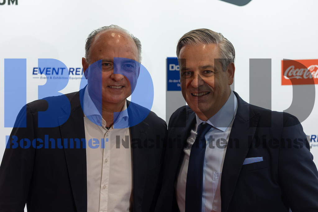 SES_HOFDFM20251006-3 | bond - Realisiert mit Pictrs.com