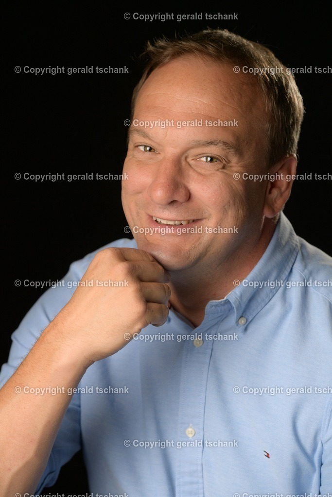 DSC_2365 | Wählen Sie hier bitte Ihr bestes Foto aus, mit diesem Bild wird Ihr Set produziert. Sollten Sie kein Bild wählen oder mehrere suchen wir das Beste aus!