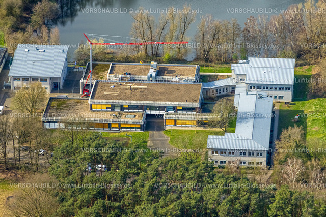 Isselburg240313808 | Luftbild, Schulzentrum am Stromberg See, Verbundschule der Stadt Isselburg und Gesamtschule Weitblick, Baustelle mit Baukran, Anholt, Isselburg, Nordrhein-Westfalen, Deutschland