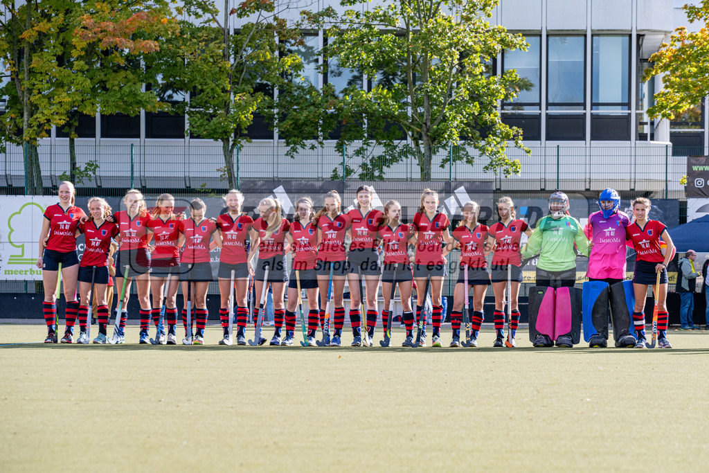 SFE_20231021_0027 | Deutsche Meisterschaft Weibliche U16 Halbfinale Uhlenhorst Mülheim - Berliner HC am 21.10.2023 in Köln (Düsseldorfer Hockeyclub 1905 e.V.), Photo: Stephan Fehrmann 2023 (Sports-Gallery)