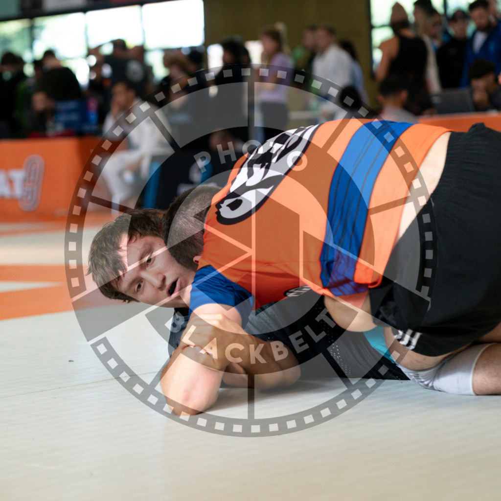 20240915PBB1710 | Athletes compete during the Grappling Industries’ grappling and Brazilian jiu-jitsu competition in Berlin, on September 15, 2024.