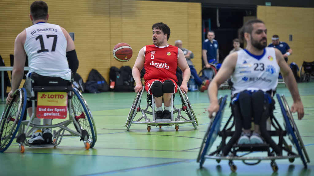 2024-03-17-0107 | #, RSKV Tübingen vs. BG Baskets Hamburg, Rollstuhlbasketball 2. Bundesliga, Saison 2023/24, 17.03.2024
Foto: Ralph Kunze - Realisiert mit Pictrs.com
