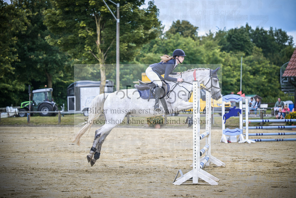 DOS_3000 | Entdecke hochwertige Reitturnierfotos von Foto Oger. Professionell, emotional und authentisch – jetzt Lieblingsmomente im Shop bestellen.Deutschlandweite Turnierfotografie. - Realisiert mit Pictrs.com