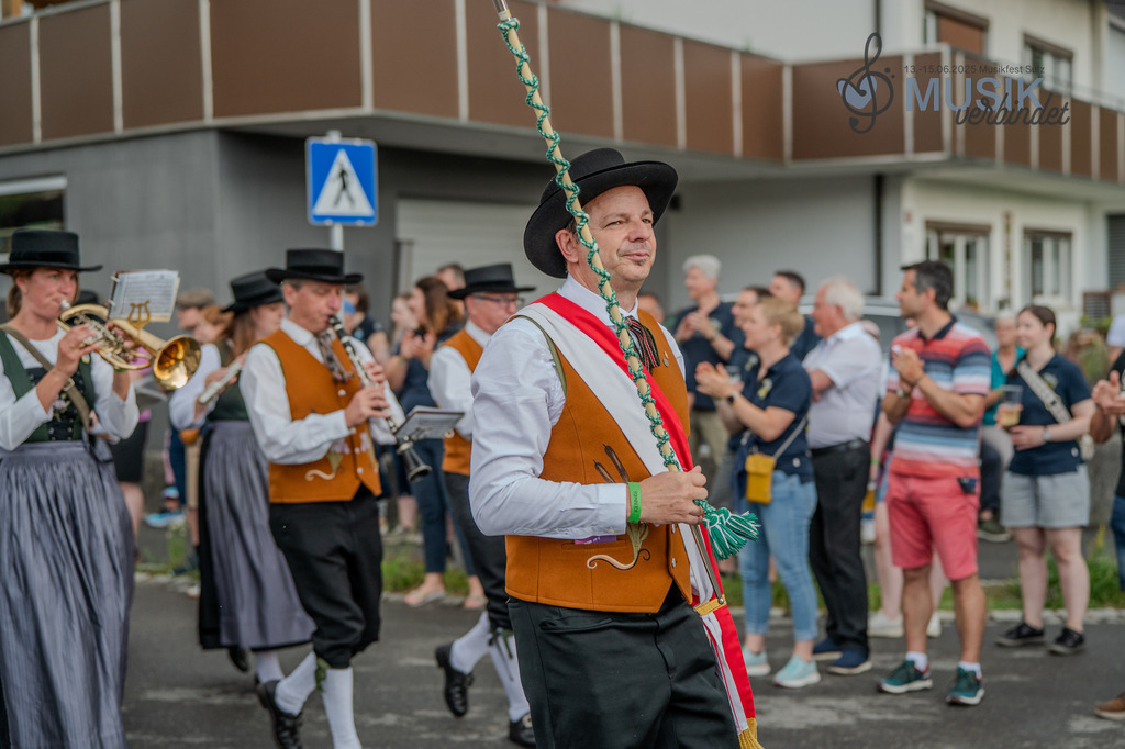 DSC_4141 | "Fussifoto.com – Ihr Ansprechpartner für hochwertige Fotografie! Entdecken Sie kreative Bilder und professionelle Dienstleistungen. Kontaktieren Sie uns für Ihre Projekte!"