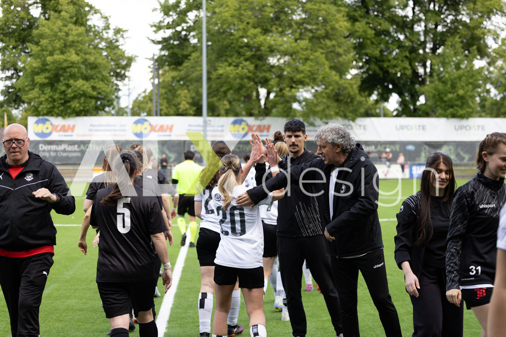 Fußball I Frauen I Saison 2025-2026 I Frauen 3. Liga | FVRZ Gruppe 2 | 18. Spieltag I Spielvereinigung Schaffhausen Damen 1 - Team Furttal Zürich I 17.05.2026 | Hochwertige Sportfotos kaufen & lizenzieren für Medien, Vereine, Agenturen & Sportler:innen. Entdecke professionelle Sportfotografie im Bildshop von Alexander Franzen. - Realisiert mit Pictrs.com