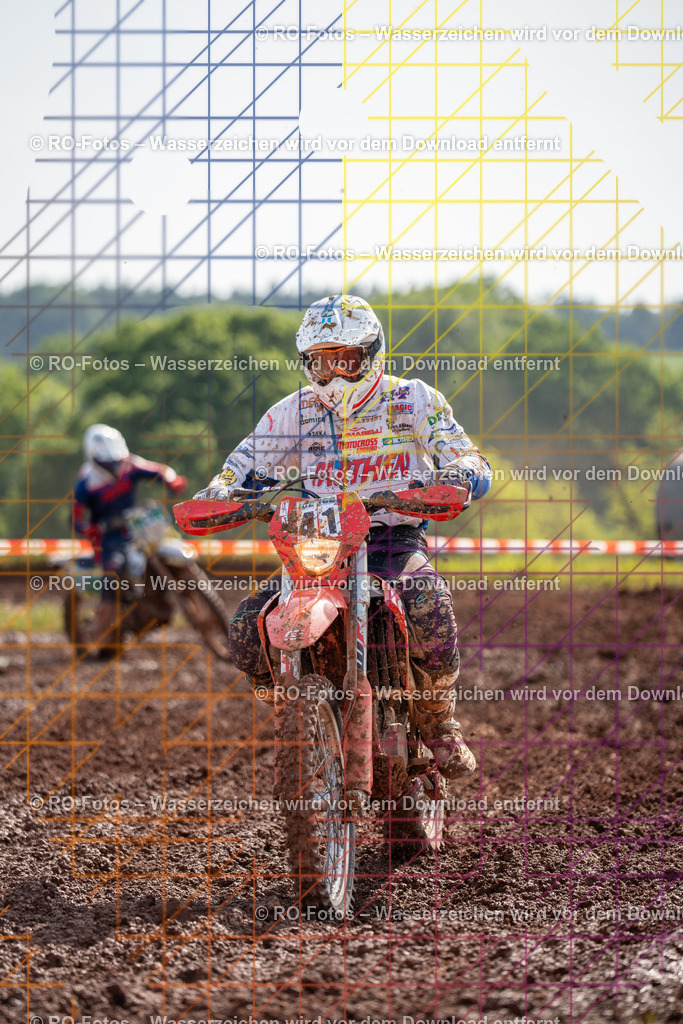 Wolfshausen 4 Lauf -705 | Sportfotografie von RO-Fotos: Motorsport, Motocross, Enduro, Laufveranstaltungen und Triathlon. Professionelle Fotos von Sportlern und Events. - Realisiert mit Pictrs.com