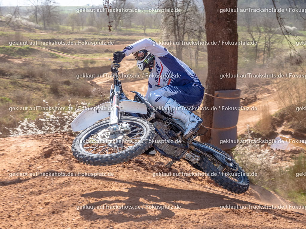 Schweyen040525-128 | Trackshots.de / Fokuspfalz.de - Realisiert mit Pictrs.com