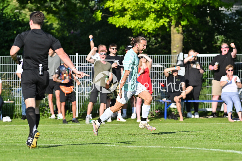 FC Emersacker - VfL Westendorf | Jubel nach 0-2