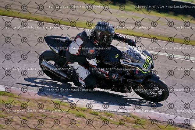 26bt05-0005 | markuskiefer.com - Realisiert mit Pictrs.com