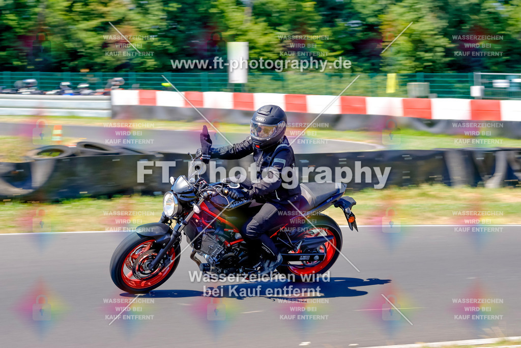 _MOT9486 | Hier findet Ihr Bilder von Touristenfahrten auf der Nürburgring Nordschleife oder von anderen Veranstaltungen die ich besucht habe. Viel Spass beim Durch Schauen 