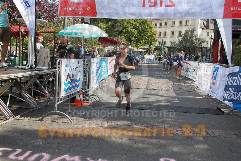 250824_1144_EV4_9034 | Sportfotografie im Rhein-Sieg Kreis, Köln, Bonn, NRW, Rheinland Pfalz, Hessen, etc. Unser Tätigkeitsfeld umfasst den Laufsport vom Volkslauf über den Marathon, Duathlon, Triathon bis zum Ultralauf wie Kölnpfad Ultra oder Schindertrail.