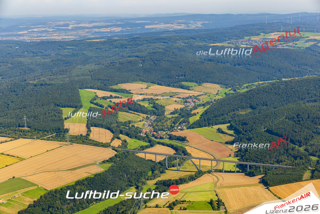 Schöne Luftaufnahme als Geschenk in Unter-Empfershausen Körle - Die Luftbildaufnahme wurde 2025 vom UL-Flugzeug heraus erstellt ( keine Drohne ) - Hochauflösende Luftaufnahme -Nicht vergleichbar mit Google Maps oder Satelittenbilder- Die Geschenkidee !Mit Lizenz und Bildrechte bestellbar
