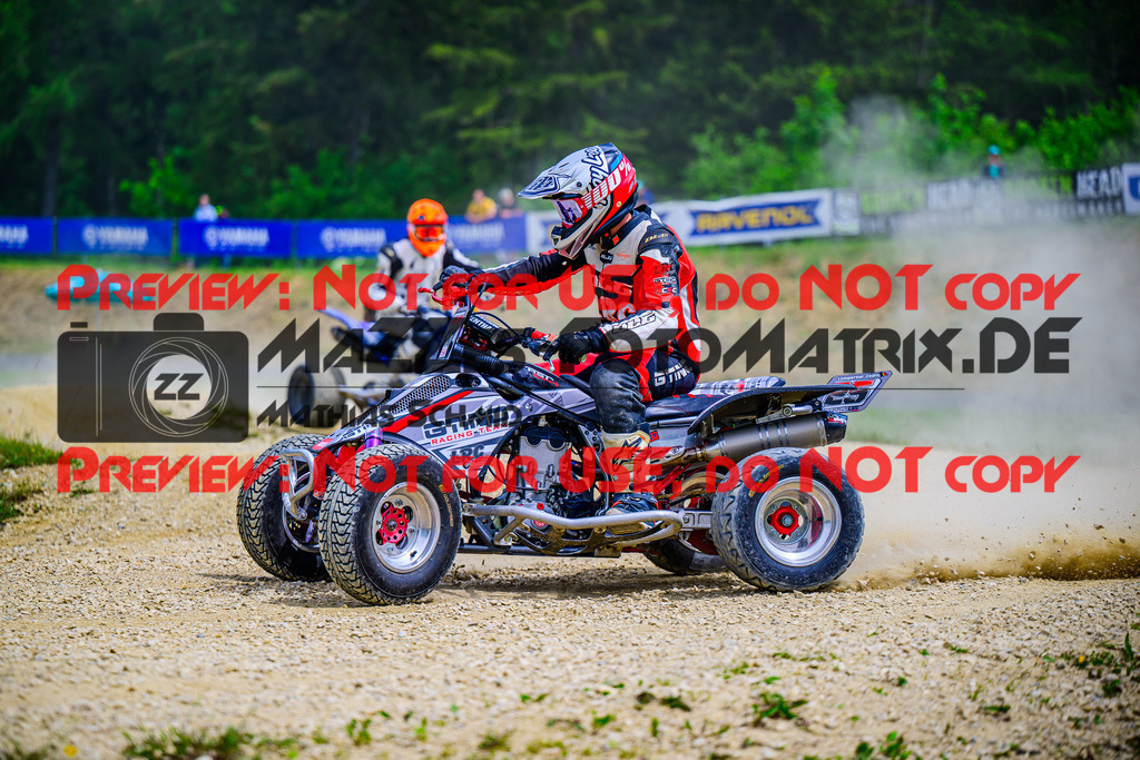MaZZes_FotoMatrix_240608_6021986_5318 | QUAD