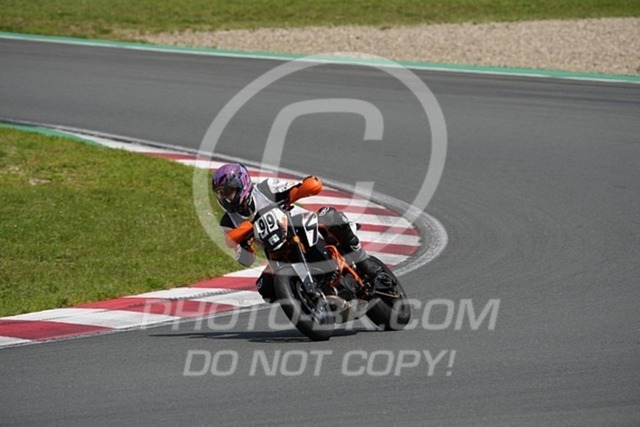 2024_06_21_PBK_15528 | Sportfotografie; SlowMotion; Video; Rennstrecke; Hafeneger; Speer; Racing; RSE; BMW; CBO; Trackday; Motorsportarena; Hockenheimring; Brno; Most; Barcelona; Valencia