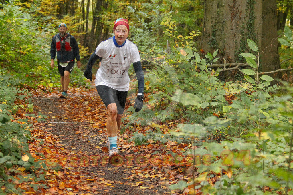 251026_1312_EV4_6633 | Sportfotografie im Rhein-Sieg Kreis, Köln, Bonn, NRW, Rheinland Pfalz, Hessen, etc. Unser Tätigkeitsfeld umfasst den Laufsport vom Volkslauf über den Marathon, Duathlon, Triathon bis zum Ultralauf wie Kölnpfad Ultra oder Schindertrail.