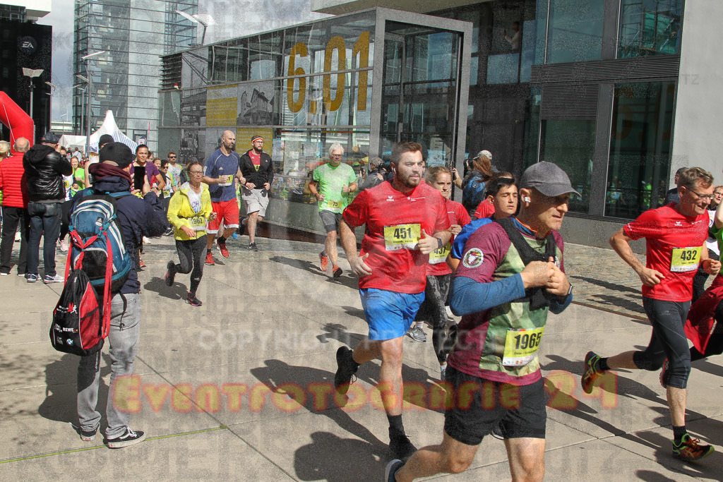 220917_1300_EV4_6008 | Sportfotografie im Rhein-Sieg Kreis, Köln, Bonn, NRW, Rheinland Pfalz, Hessen, etc. Unser Tätigkeitsfeld umfasst den Laufsport vom Volkslauf über den Marathon, Duathlon, Triathon bis zum Ultralauf wie Kölnpfad Ultra oder Schindertrail.