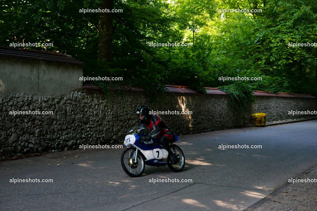 P1015294 | Erleben Sie atemberaubende, hochqualitative Fotos Ihrer Fahrt entlang der malerischen Alpenstraßen. Besuchen Sie alpineshots.com, um professionelle Aufnahmen Ihrer unvergesslichen Reise zu finden und zu kaufen - Realisiert mit Pictrs.com