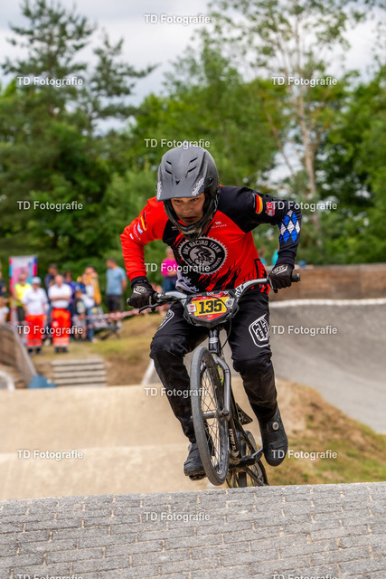 BayBMX2026-06561 | Fotogalerie von Thomas Dettweiler mit Eventbildern und lizenzfreien Fotos. Perfekt als Wandbild, für Büro, Website oder private Nutzung. - Realisiert mit Pictrs.com