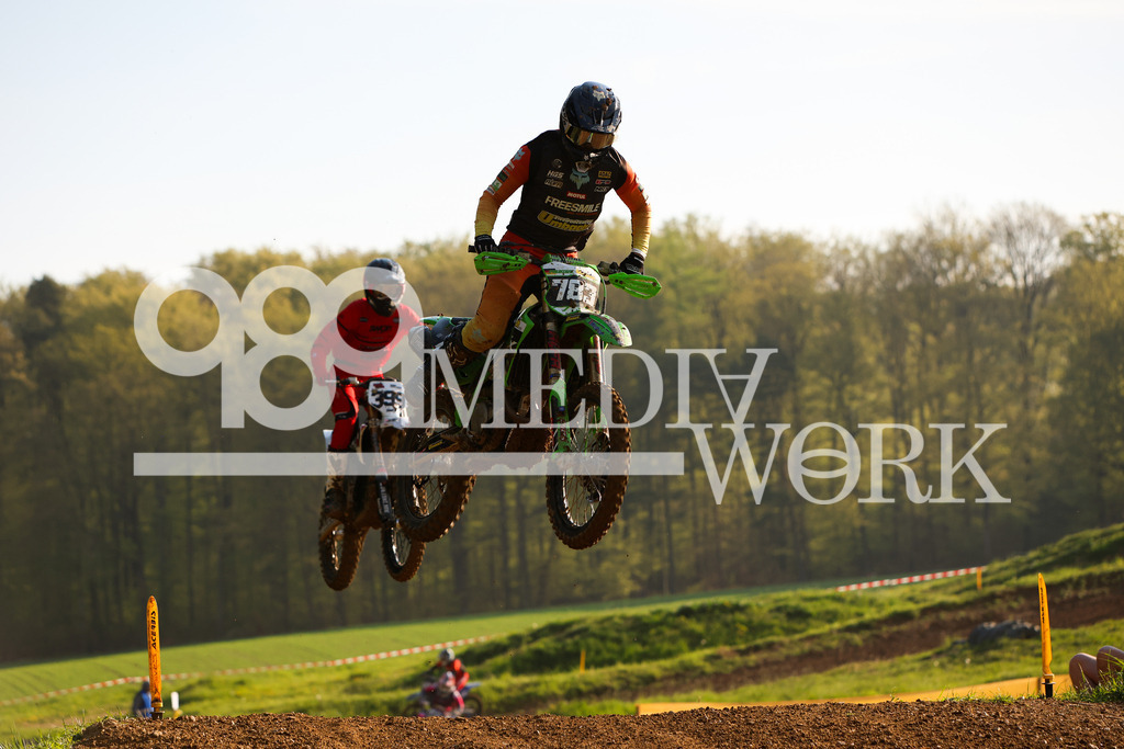 5E6A9528 | 989 MEDIAWORK