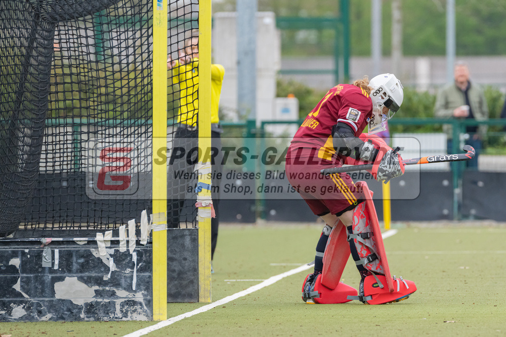 HK_20230416_107000 | 1. Bundesliga Damen Düsseldorfer HC - Rot-Weiss Köln am 16.4.2023 DHC Düsseldorf, Düsseldorf , Sarah Mollenhauer Torfrau ( Düsseldorfer HC #31 )