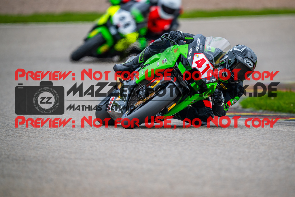 MaZZes_FotoMatrix_240503_6007705_0397 | STK1000
