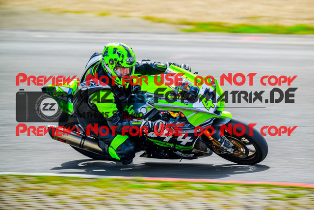 MaZZes_FotoMatrix_240717_6007705_2-137 | WEISS