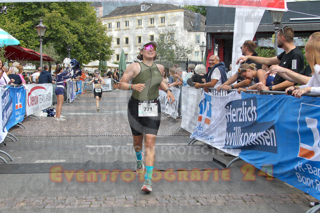 250824_1516_EV4_2781 | Sportfotografie im Rhein-Sieg Kreis, Köln, Bonn, NRW, Rheinland Pfalz, Hessen, etc. Unser Tätigkeitsfeld umfasst den Laufsport vom Volkslauf über den Marathon, Duathlon, Triathon bis zum Ultralauf wie Kölnpfad Ultra oder Schindertrail.