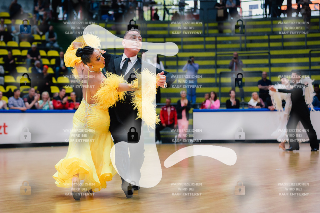 Hessen Tanzt WDSF Open Senior III Standard 5th (240) Fiorenzo Fortin _ Marianna Voltan (Italy)-2025-05-17-0527 | Webshop for digital downloads and prints of dance sport, event & show photographer Julian Link - Realisiert mit Pictrs.com
