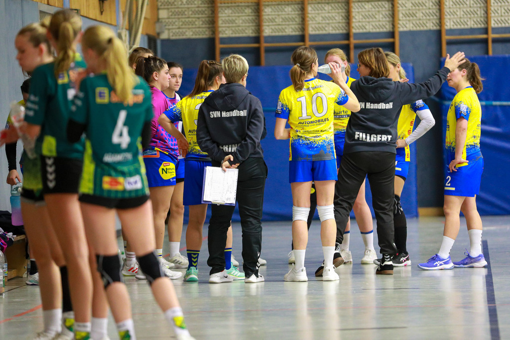 SVN_ SVFriedrichsfeld_141224_047 | Bildergalerie von Sport-Ereignissen aber auch von weiteren spannenden Dingen - nicht nur vom Niederrhein. In Anlehnung an den bekannten Spruch von Hanns Dieter Hüsch heißt das Motto: "Niederrhein ist überall".  - Realisiert mit Pictrs.com