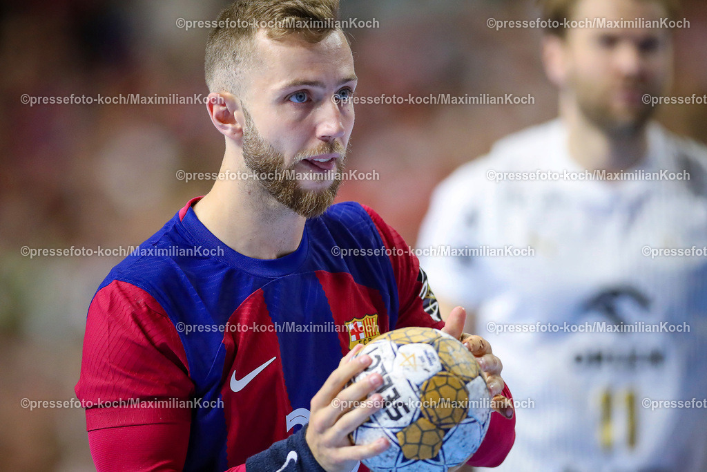 KoeEHF08062402098 | 08.06.2024, Köln, Handball, TruckScout24 EHF FINAL4, Machineseeker Champions League Men, Lanxess-Arena, Halbfinale, THW Kiel - FC Barcelona: Aleix Gomez (FC Barcelona)