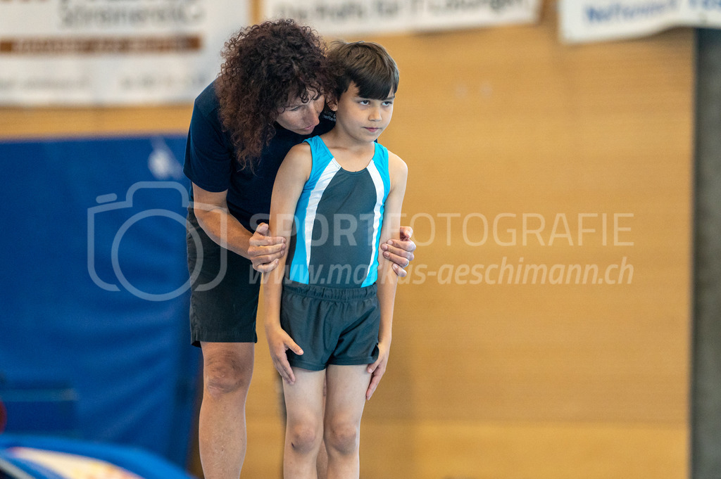 104. Zürcher Kunstturnertage Neftenbach - 15. May 2022 | 104. Zürcher Kunstturnertage Neftenbach
Turnhalle Ebni, Neftenbach
Einführungsprogramm (EP)
Bild: Sportfotografie Markus Aeschimann | www.markus-aeschimann.ch - Realisiert mit Pictrs.com