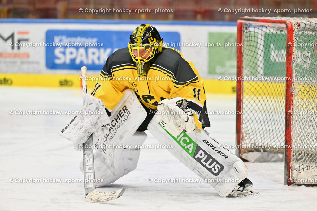 EC Kellerberg vs. EC Arnoldstein | #11 Santner Christian EC Arnoldstein, EC Kellerberg vs. EC Arnoldstein, EC Kellerberg vs. EC Arnoldstein am 03.02.2025 in Villach (Stadthalle Villach), Austria, (Photo by Bernd Stefan)