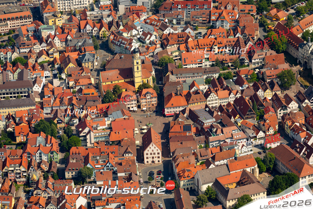 Das Luftbild zeigt : Funkengasse Bad Mergentheim - Die Luftaufnahme wurde 2023 vom UL-Flugzeug aus erstellt ( keine Drohne ) - Hochauflösende Luftaufnahme - Für grossformatige Ausdrucke geeignet. Die Geschenkidee !Mit Lizenz und Bildrechte bestellbar