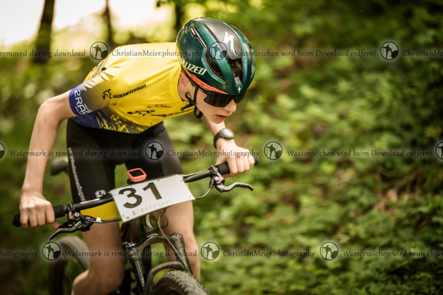 Eierlesen 2026 | Sie wurden bei einem Event oder Sportanlass fotografiert? Hier finden sie ihre Bilder! - Realisiert mit Pictrs.com