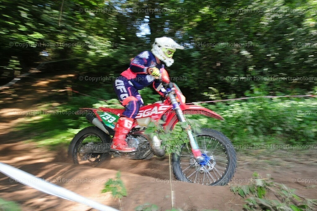 DSC_5558 | Sportfotografie , Motorsport, Motoross, Reitsport, Mointainbike, Enduro,
Landschaft , Outdoor, Eventfotografie, Landschaft, Bilder online bestellen - Realisiert mit Pictrs.com