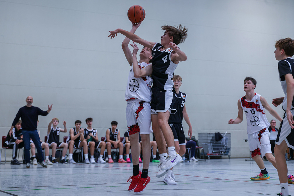 JBBL BAYER GIANTS vs Team BonnKöln RAG-107 | Fotos von Basketballspielen aus dem Raum NRW fotografiert von Gero Mueller-Laschet und Daniel Schaefer - Realisiert mit Pictrs.com