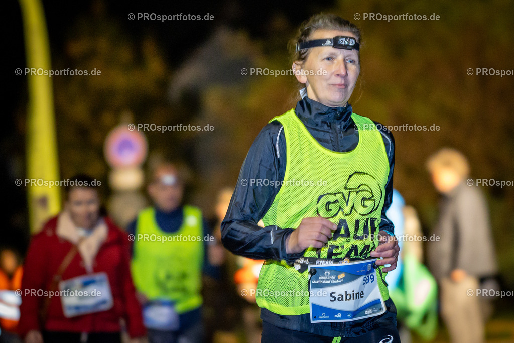 Martinslauf Sindorf 2023 in Kerpen-Sindorf, 09.11.2023 | Impressionen vom Martinslauf Sindorf 2023 am 09.11.2023 in Kerpen-Sindorf (Nordrhein-Westfalen).